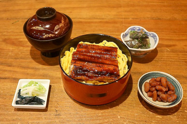 丼の定食